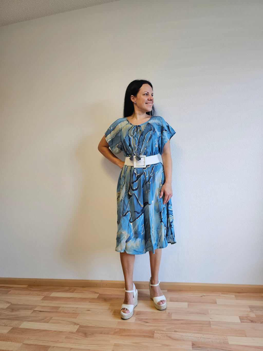 Short sleeve dress