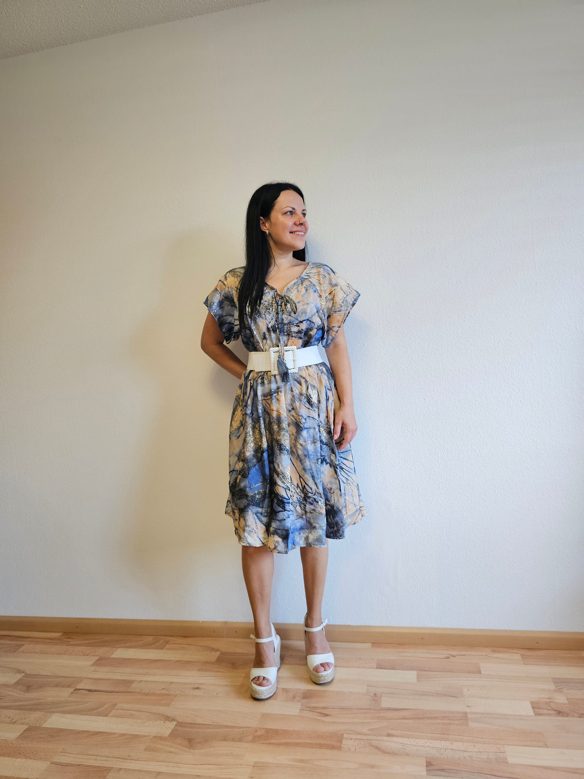 Short sleeve dress