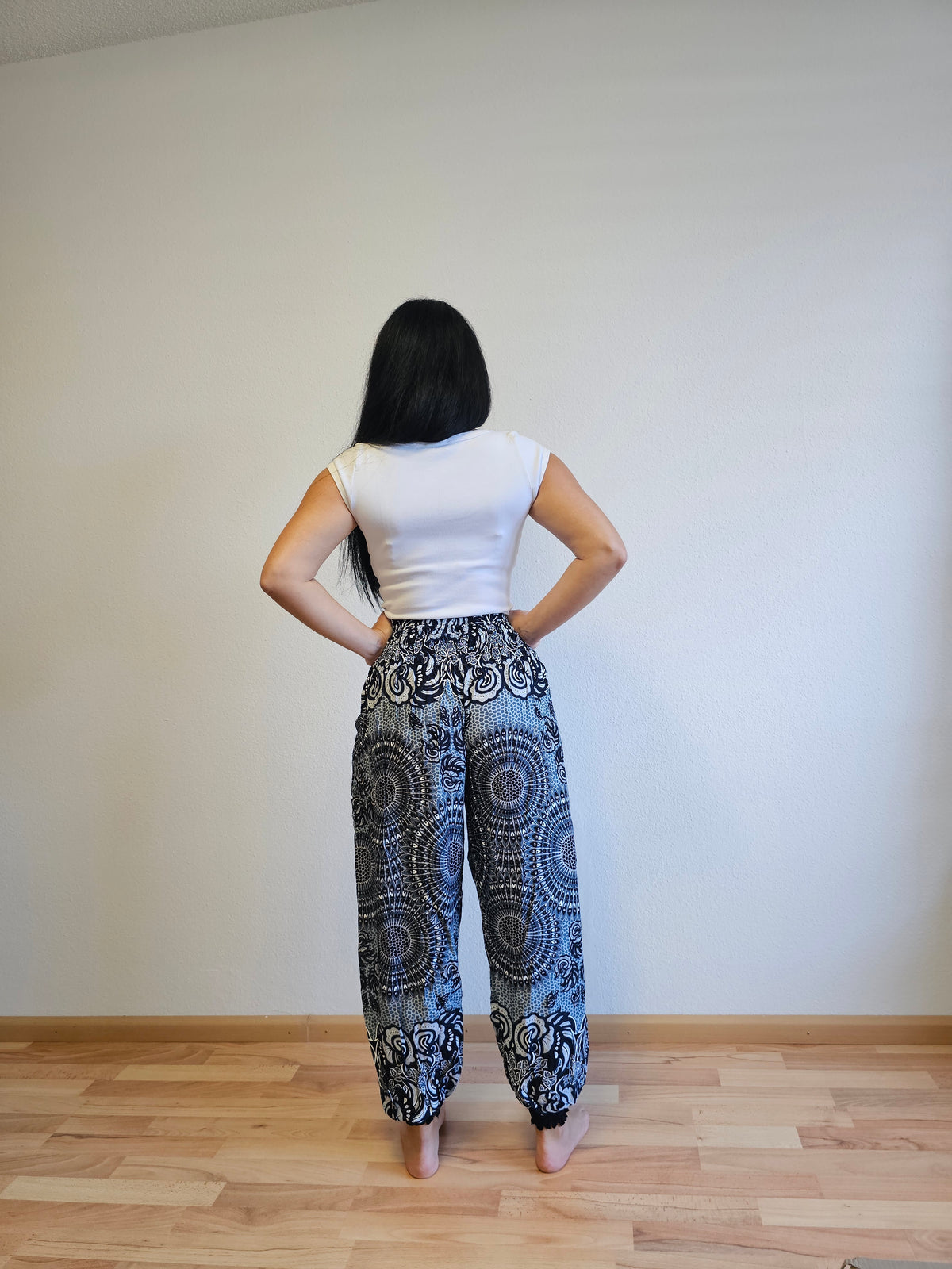 yoga pents