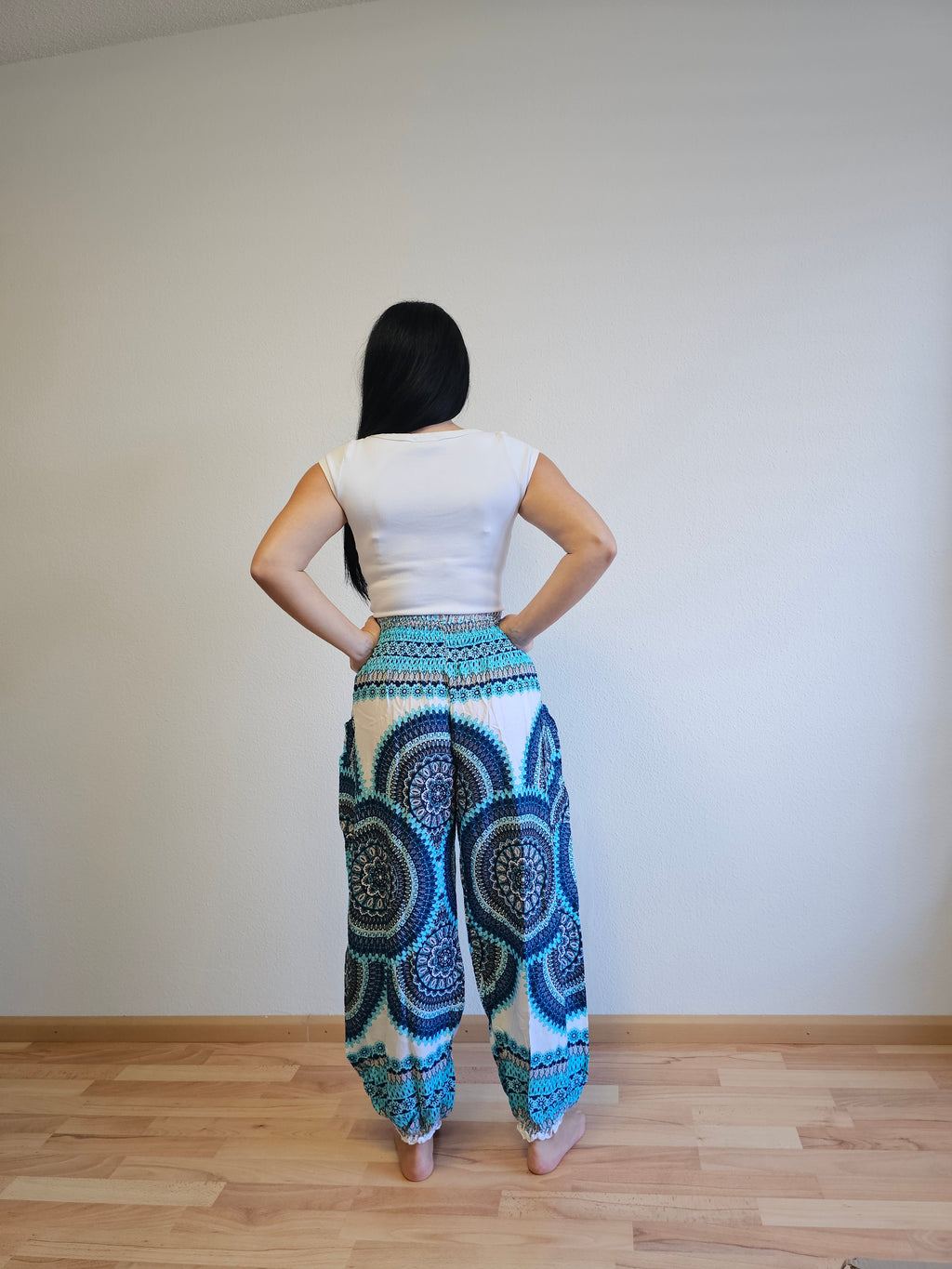 yoga pents