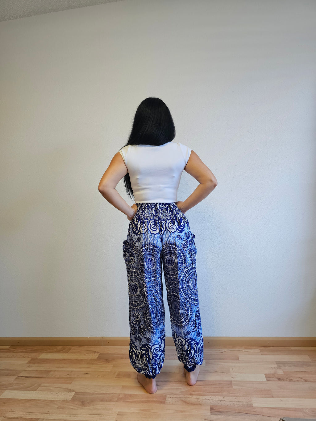 yoga pents